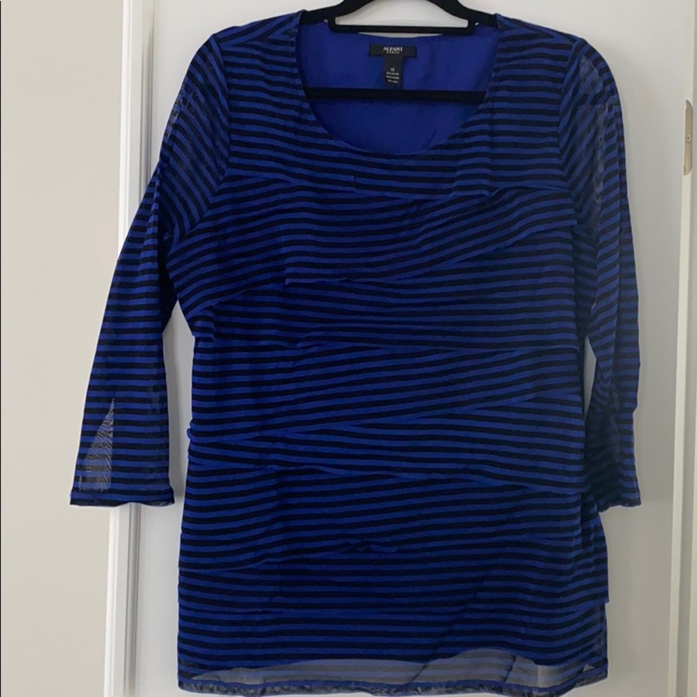 Women’s Top